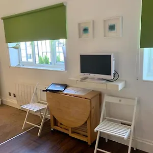 Between Piers, The Stylish Flat In Cannon Place Apartment Brighton